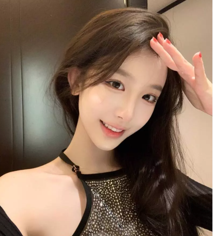 小骚货美鲍嫩奶有绝活